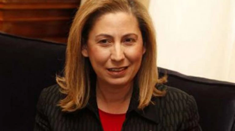 Ερχονται τα «ψηφιακά ΚΕΠ» και 8.000 προσλήψεις